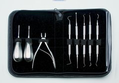 A set of tools for cats 8 pcs